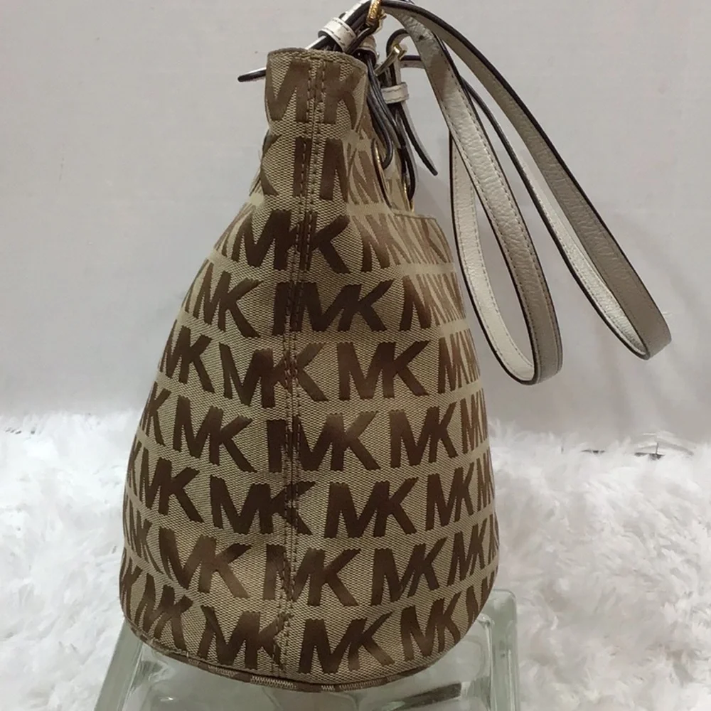 Michael Kors khaki signature shoulder tote